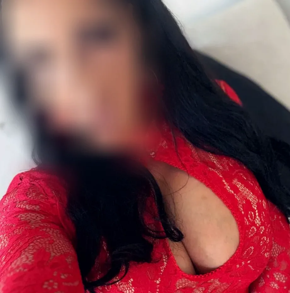 Kira, 37